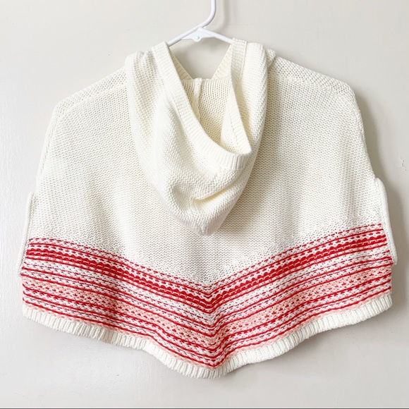 NEW with tags Baby Gap Knit Poncho Girls White\Red Size 4 - Picture 2 of 7